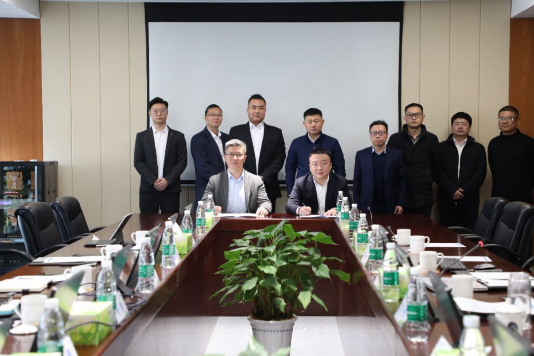 签约仪式现场.jpg 签约仪式现场.jpg